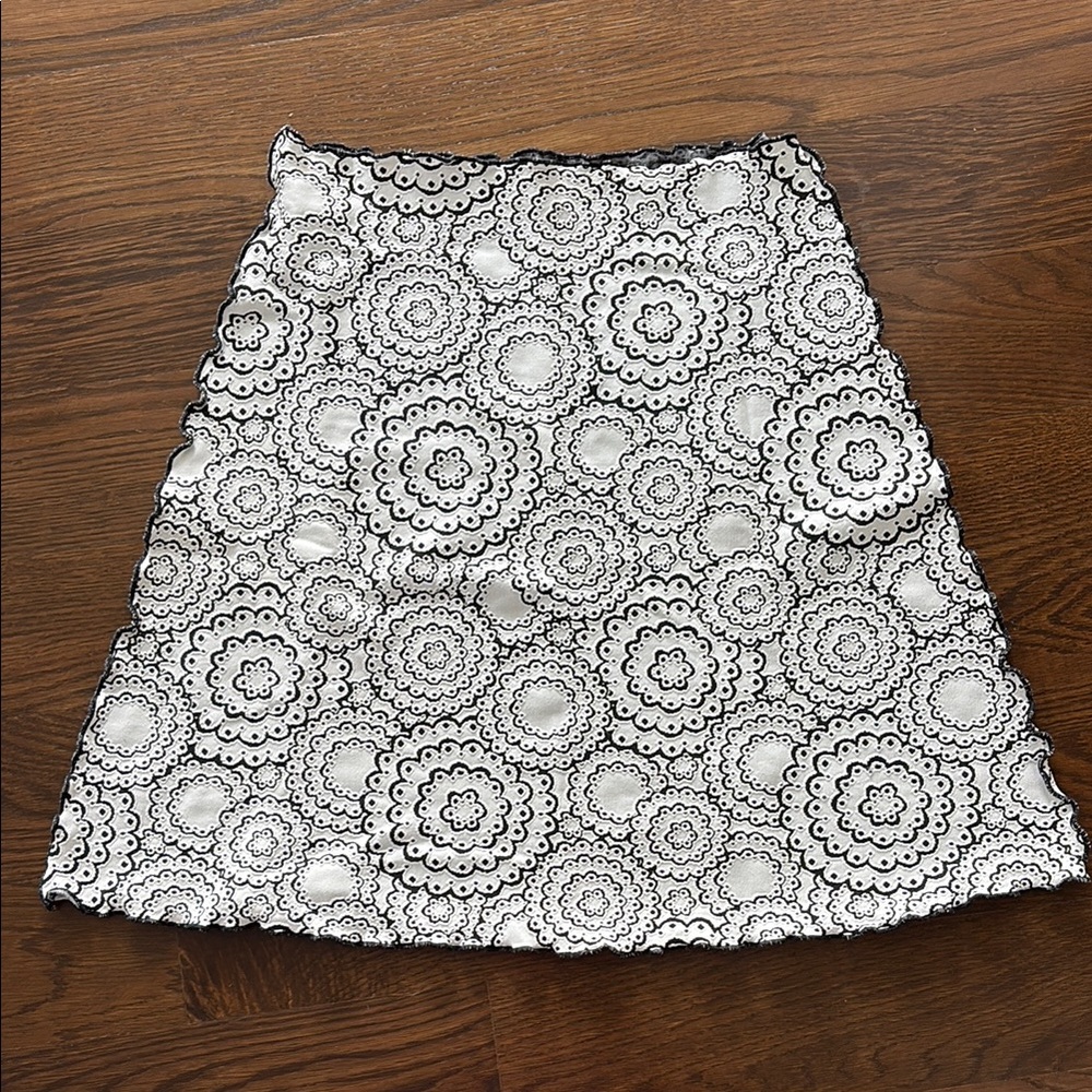 Haystacks Black and White Patterned Bias Skirt